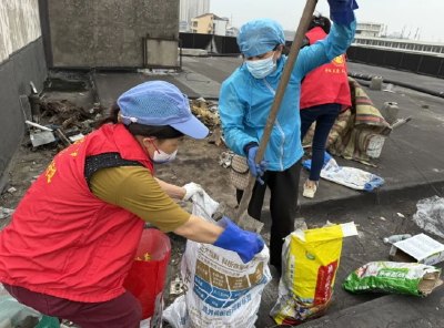 “空中”垃圾“落”地了 沙市区高湖台社区二医宿舍居民邻里同心焕新