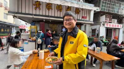 “每周一餐”：社区美食新体验 骑手治理新力量