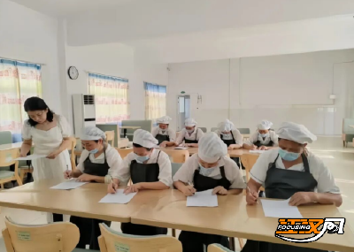 公安县孱陵市场监管所：双线发力守护校园食品安全