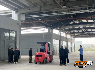 荆州高新区太湖港街道“叉车技能培训班”开班