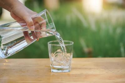 饭前喝一杯，血糖稳了、腰围小了！方法超简单！ 