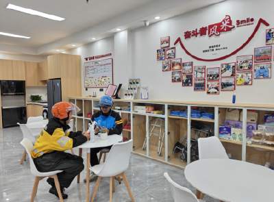 荆江驿站，照亮奔跑路上的“暖心港湾” —— 一名外卖骑手的温情自述