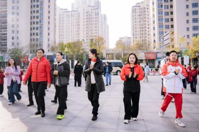 收官亦启新，体育文脉续华章——2025全国体育文化宣传推广活动（湖北·荆州站）体育文化进校园