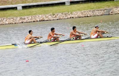 湖北队一骑绝尘摘双金！包揽男女四人单桨冠军