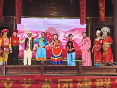 2025荆州民间文艺展演暨人文艺术团三周年庆典在荆街举办