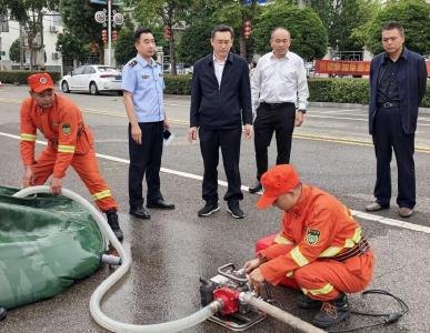 荆州市人大常委会调研全市基层应急能力建设工作