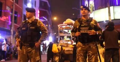 一国首都延长紧急状态30天