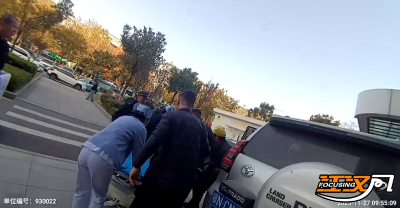 生命通道全程绿灯！荆州交警为受伤群众开辟“极速救援路”