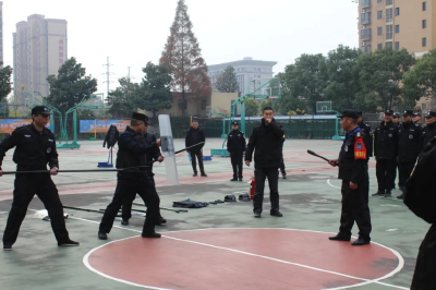 荆州经开区开展保安行业“最小应急单元”集中培训演练