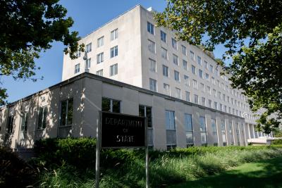 美国务院：美乌就“和平计划”进行了“建设性讨论”