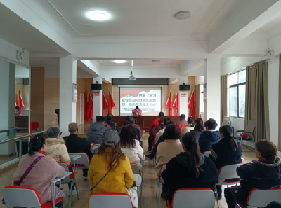 沙市区白云桥社区开展“宪法宣传周”宣传活动