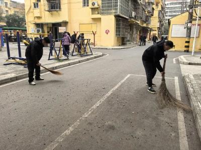 深化洁城行动 共建美丽家园