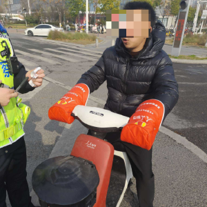 荆州交警最新曝光！