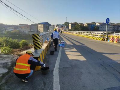 冬季公路养护忙，提升颜值畅安靓——松滋市公路中心全面加强冬季公路精细化养护管理