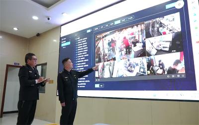 人民网推出《AI盯牢养老院后厨 湖北移动守护银龄“舌尖”安全》