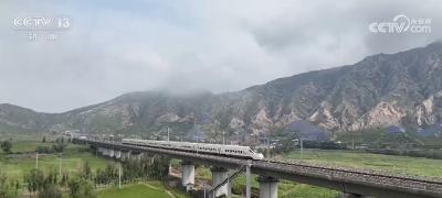 全国铁路营业里程达16.5万公里 高铁超5万公里