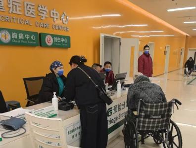 为生命开道！荆州交警接力护送危重病人就医