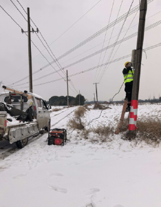 以雪为令护通信 铁塔担当暖寒冬 中国铁塔荆州公司全力保障雨雪冰冻天气通信畅通 