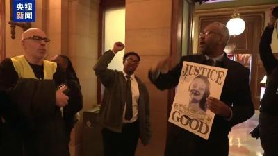 美国爆发大规模抗议