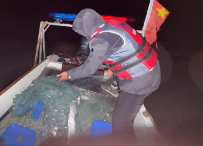 洪湖保护区2026年“五禁”执法深夜打响首战