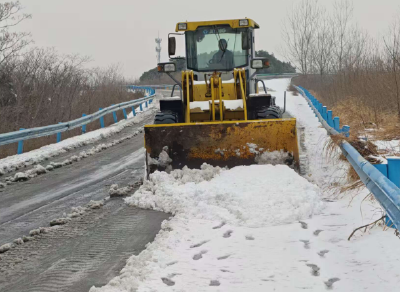 迎战低温雨雪天气 | 闻 “雪” 而动！全力保障高速畅通