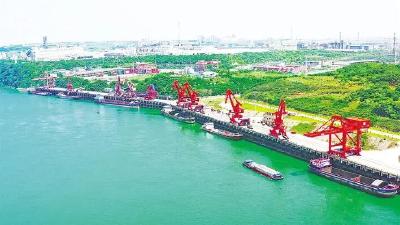 从“亿吨底气”看交通，荆州内联外通的枢纽雄心照见现实