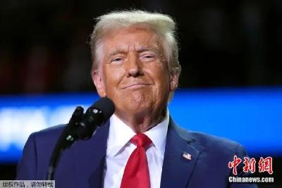 特朗普：一支舰队正在向伊朗方向航行