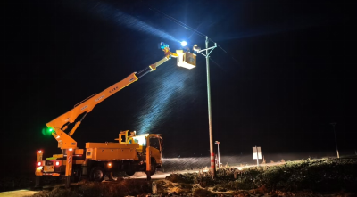 迎战低温雨雪天气 | 荆州区供电公司：闻令而动战冰雪，全力以赴保供电
