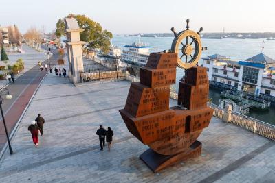 新华网聚焦荆州：旧码头变身城市新地标