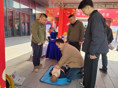 春风送平安：荆州人社开展工伤预防及社保政策专场宣传活动