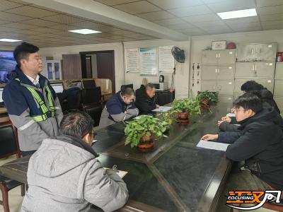 新春走基层 | 荆州港盐卡港：寒风中，守护货物的“春节旅途”