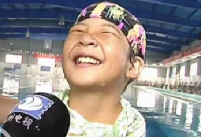 飒！刘三华（20岁，荆州人）成功逆袭，网友：懂事得让人心疼