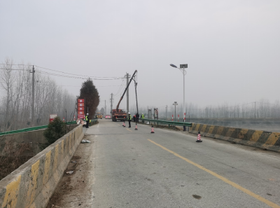 荆州经开区：三方联动办实事 路灯点亮民心路