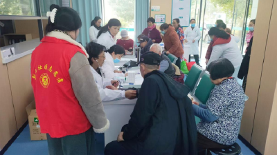 荆州区荆西社区：义诊进社区 健康暖民心