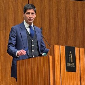 金价暴跌，刚买的金饰能退吗？