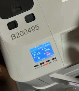 女子爱犬随高铁托运时一路吠叫引人担忧，盼设同行车厢或开放监控，中铁快运客服回应