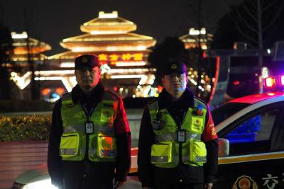春节我在岗 | “四个抓手”护行安 交通执法暖新春