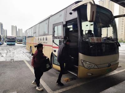 春节出行指南：中心城区客运班线调整  除夕、初一这些线路照常开