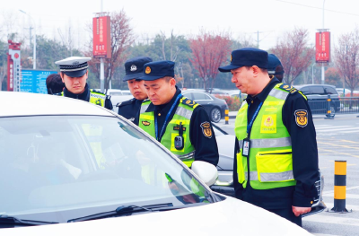 四方联动  整治荆州火车站及周边非法营运乱象