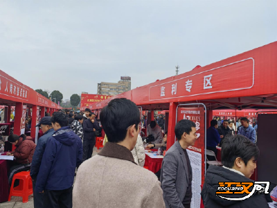 监利组织8家企业赴岳阳跨省招工  达成就业意向100余人