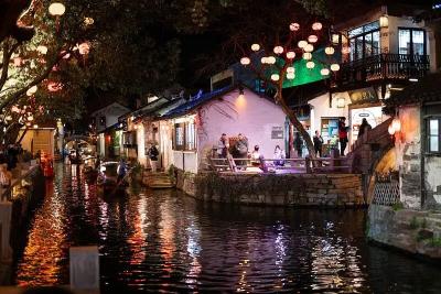 春假福利来了！景区免票、交通免费，还有更多优惠→