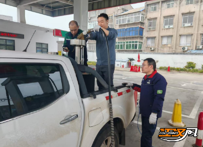 中石化荆州公司：检定护航守公平 诚信加油筑安心