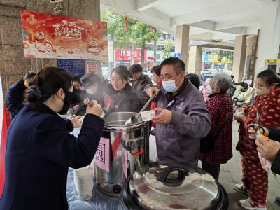 元宵佳节品汤圆 楚都御苑暖意浓