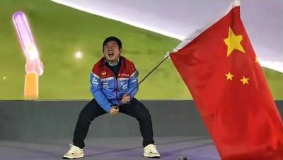 张雪机车，一战封神！