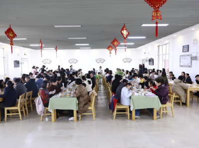 甜蜜烘焙，快乐同行！荆州市中院举行烘焙嘉年华活动