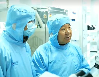 30年前，他挤上大巴去深圳；30年后，他搬回一座5G工厂