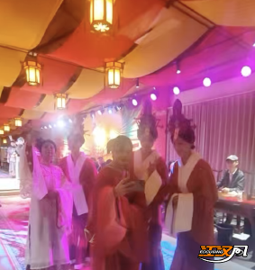 留学生露娜：三国宴是一场“可以品尝的艺术”