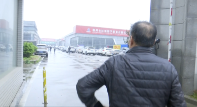 【江汉风带你看现场】新买电动货车频出故障 维修难治车主愁