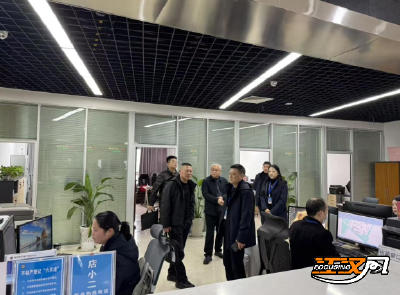 监利市自然资源和规划局：局长“走流程”深入不动产登记中心体验一线服务