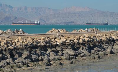伊朗官员称计划对通过霍尔木兹海峡船只实施准入和收费制度